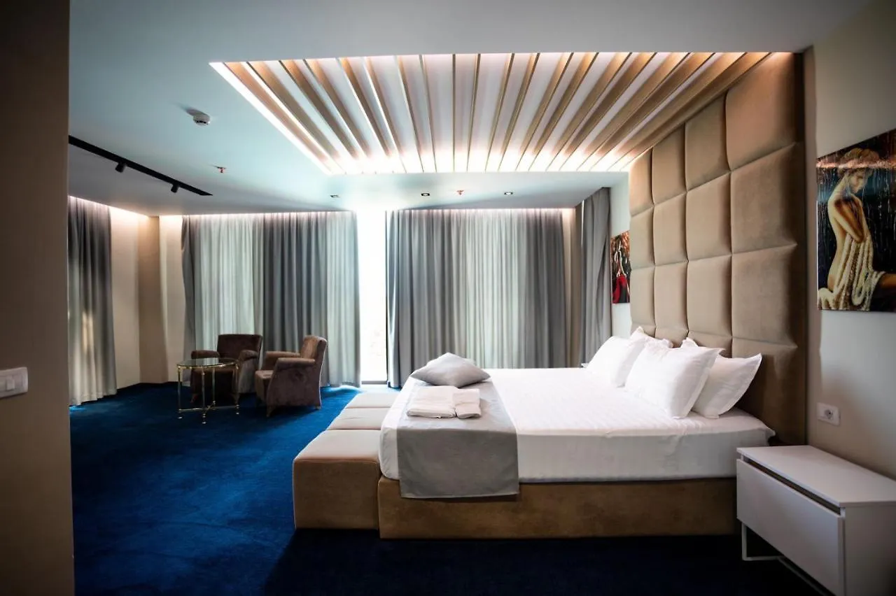 Nuevo Deluxe Hotel Shengjin