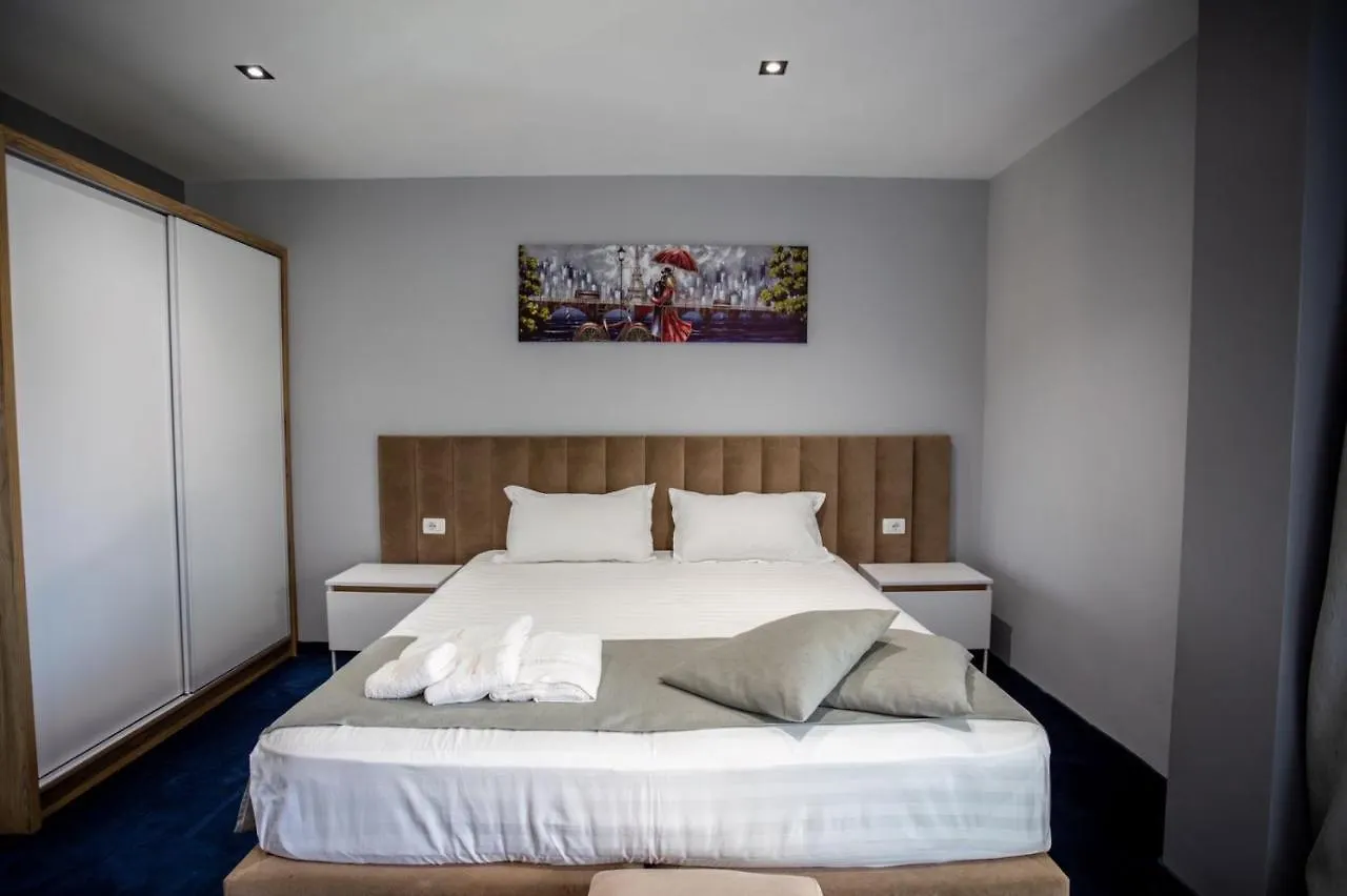 Nuevo Deluxe Hotel Shengjin