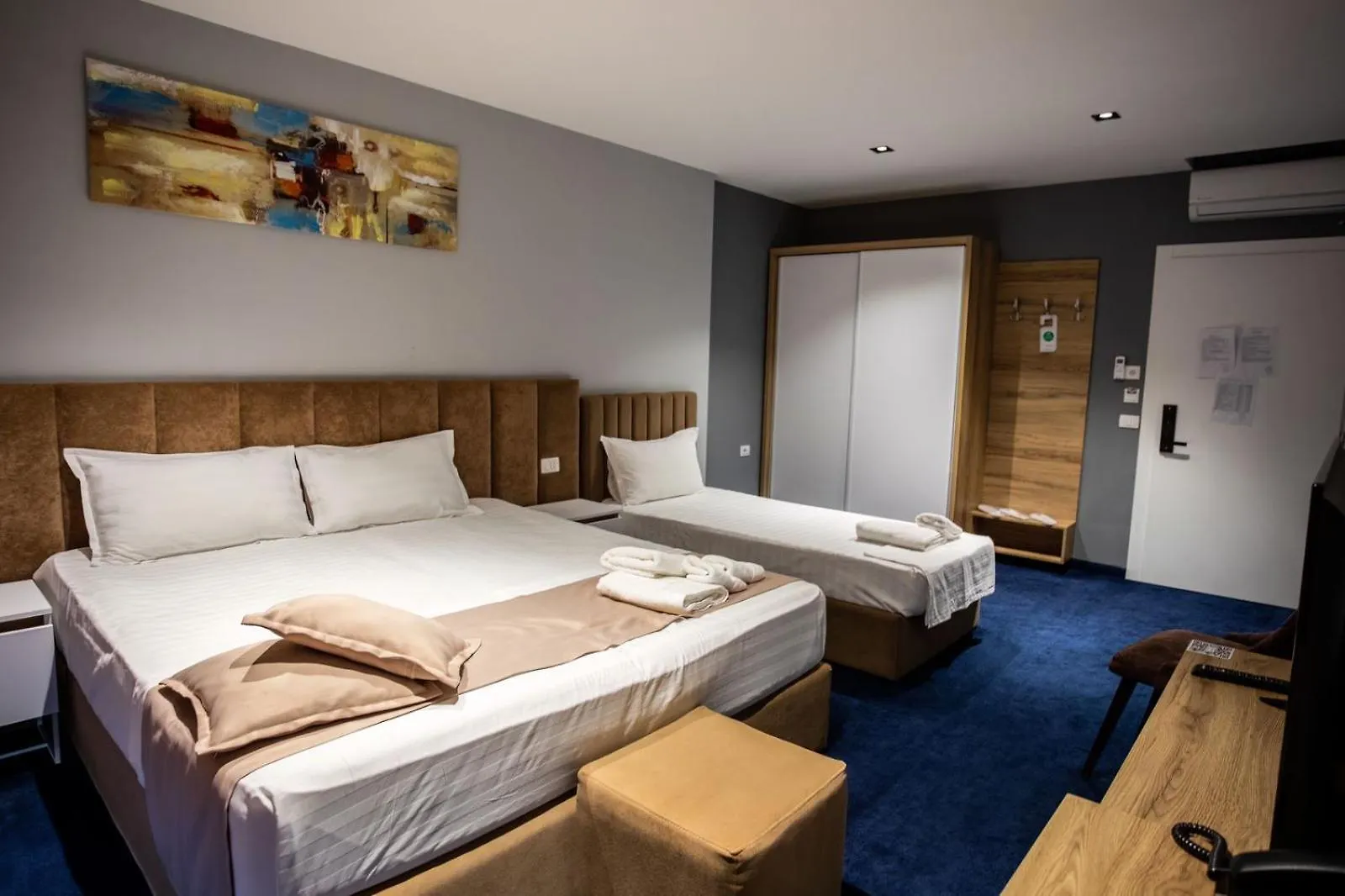 Nuevo Deluxe Hotel Shengjin