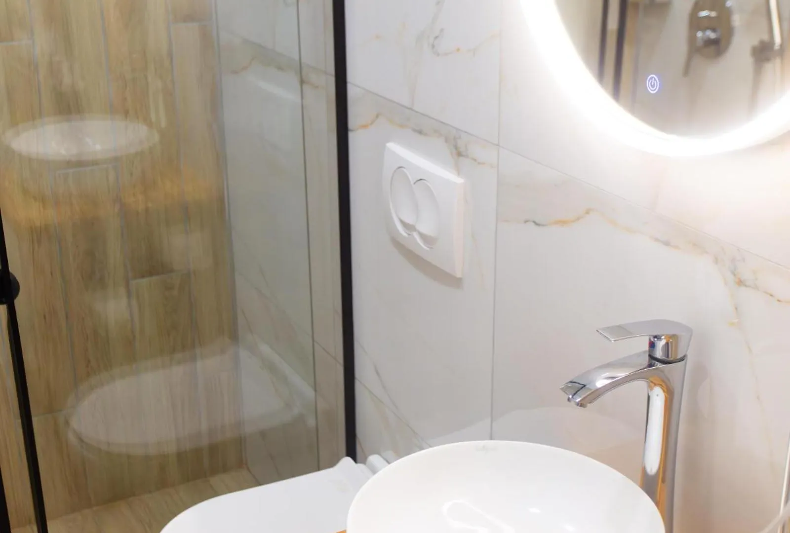 Nuevo Deluxe Hotel Shengjin 4*,  Albania