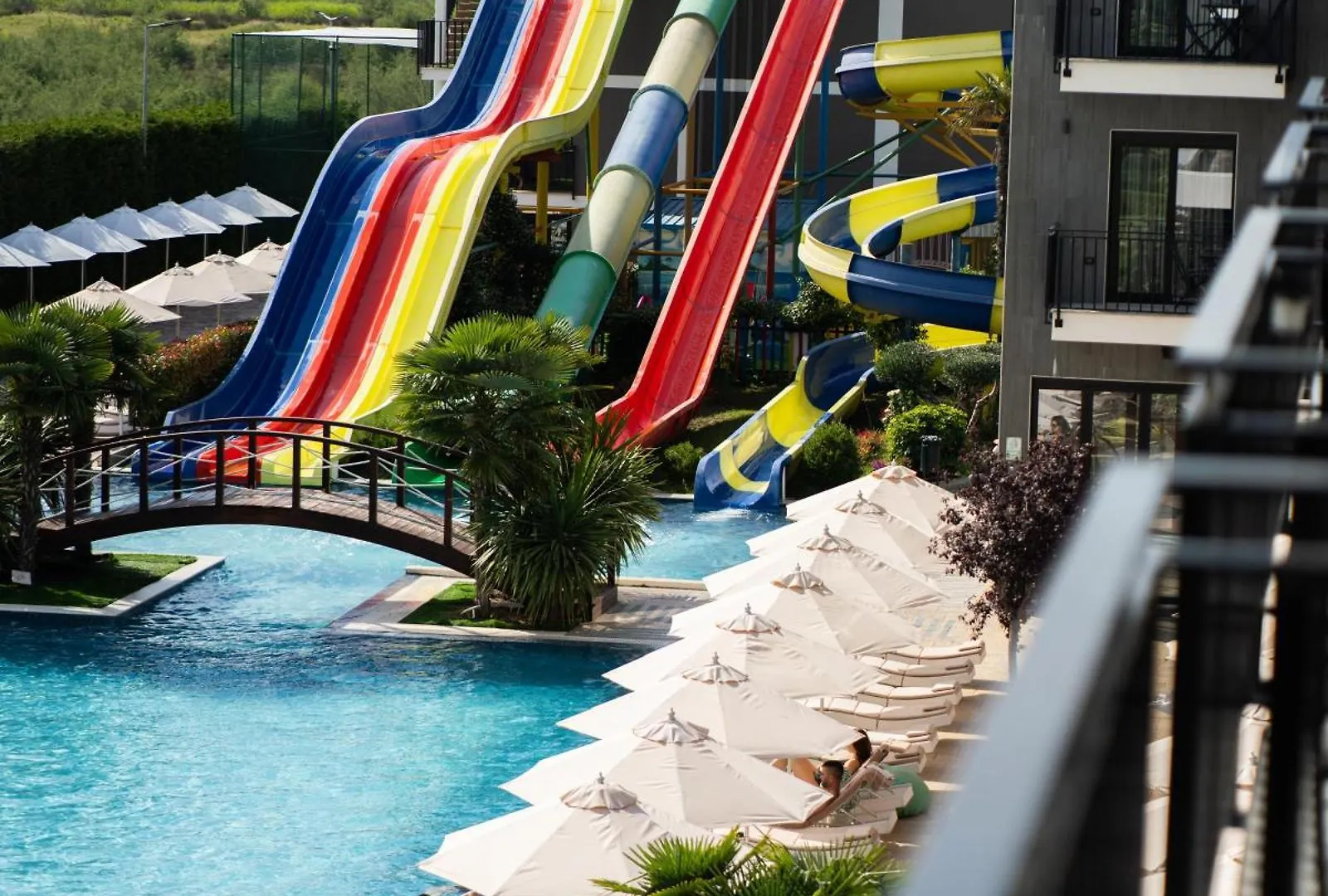 Nuevo Deluxe Hotel Shengjin